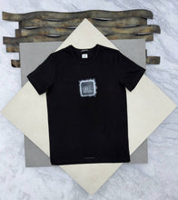 Load image into Gallery viewer, T-shirt
