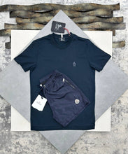 Load image into Gallery viewer, Tshirt