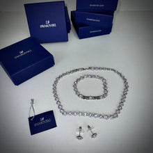 Load image into Gallery viewer, Necklace