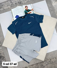 Load image into Gallery viewer, Tshirt