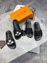 Load image into Gallery viewer, Slipper