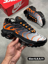 Load image into Gallery viewer, Shoes