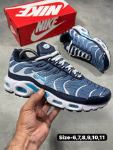 Load image into Gallery viewer, Shoes
