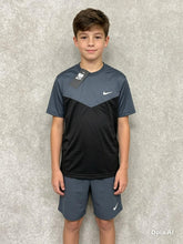 Load image into Gallery viewer, Tshirt boy