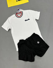 Load image into Gallery viewer, T-shirt