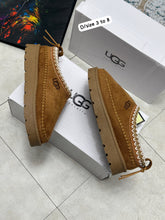 Load image into Gallery viewer, Slipper