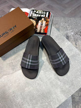 Load image into Gallery viewer, Slipper