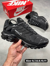 Load image into Gallery viewer, Shoes