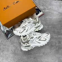 Load image into Gallery viewer, Shoes