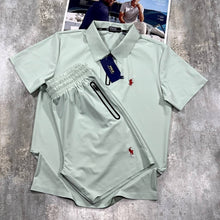 Load image into Gallery viewer, T-shirt