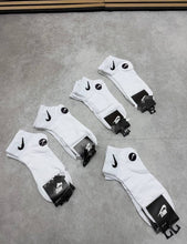 Load image into Gallery viewer, Socks