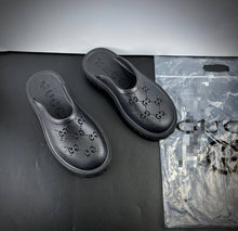 Load image into Gallery viewer, Slipper