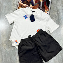 Load image into Gallery viewer, Tshirt