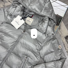 Load image into Gallery viewer, Jacket