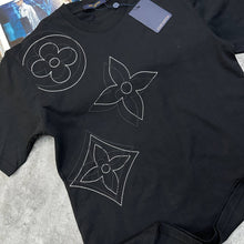 Load image into Gallery viewer, Tshirt
