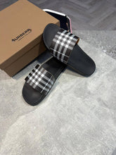 Load image into Gallery viewer, Slipper
