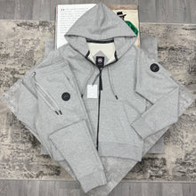 Load image into Gallery viewer, Tracksuit