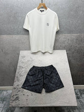 Load image into Gallery viewer, Tshirt