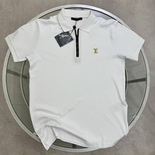 Load image into Gallery viewer, Tshirt