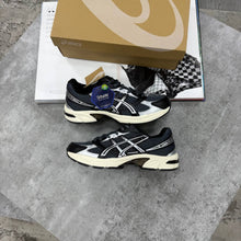 Load image into Gallery viewer, Shoes