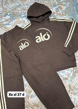 Load image into Gallery viewer, Tracksuit