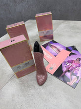 Load image into Gallery viewer, Perfume