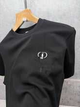 Load image into Gallery viewer, Tshirt