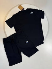 Load image into Gallery viewer, Tshirt