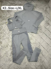 Load image into Gallery viewer, Tracksuit women