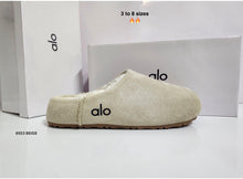Load image into Gallery viewer, Slipper