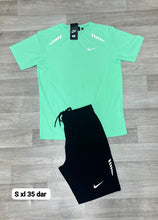 Load image into Gallery viewer, Tshirt