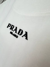 Load image into Gallery viewer, Tshirt
