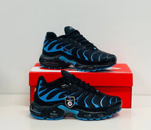 Load image into Gallery viewer, Shoes