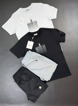 Load image into Gallery viewer, T-shirt