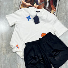 Load image into Gallery viewer, Tshirt