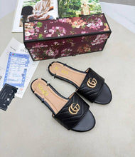 Load image into Gallery viewer, Slipper