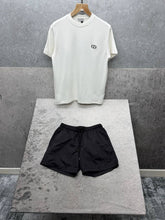 Load image into Gallery viewer, Tshirt
