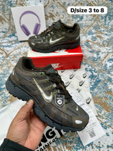 Load image into Gallery viewer, Shoes