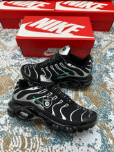Load image into Gallery viewer, Shoes men