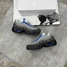 Load image into Gallery viewer, Shoes