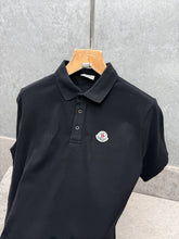 Load image into Gallery viewer, T-shirt