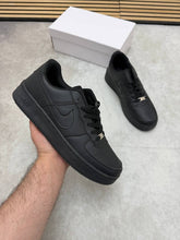 Load image into Gallery viewer, Shoes