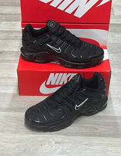 Load image into Gallery viewer, Shoes