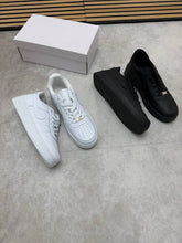 Load image into Gallery viewer, Shoes