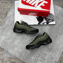 Load image into Gallery viewer, Shoes