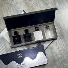 Load image into Gallery viewer, Perfume