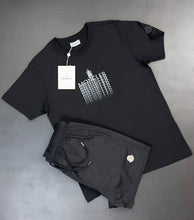Load image into Gallery viewer, T-shirt