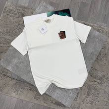 Load image into Gallery viewer, Tshirt