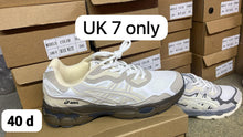 Load image into Gallery viewer, Shoes
