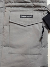 Load image into Gallery viewer, Jacket